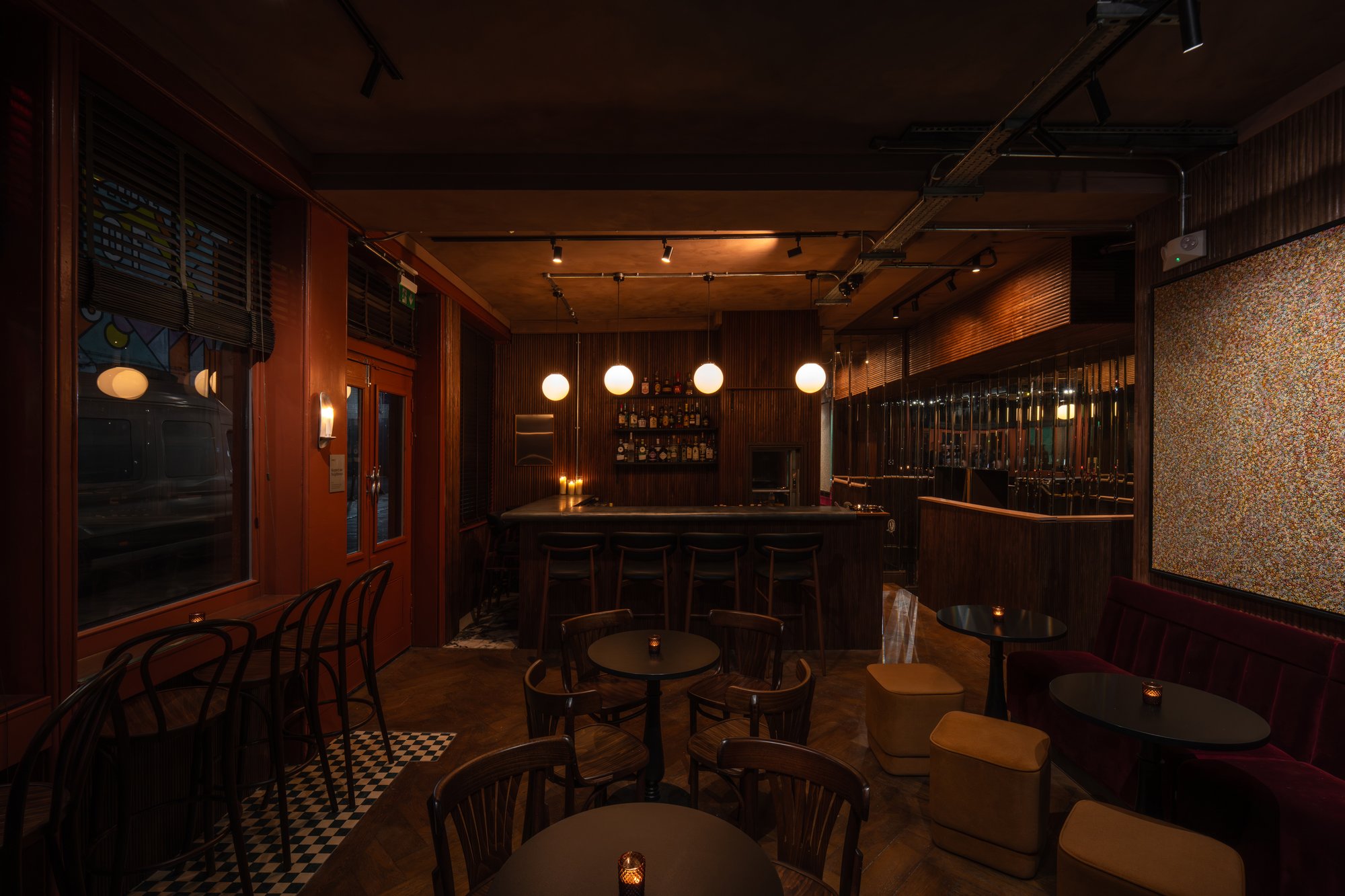 Cato, Bar in London