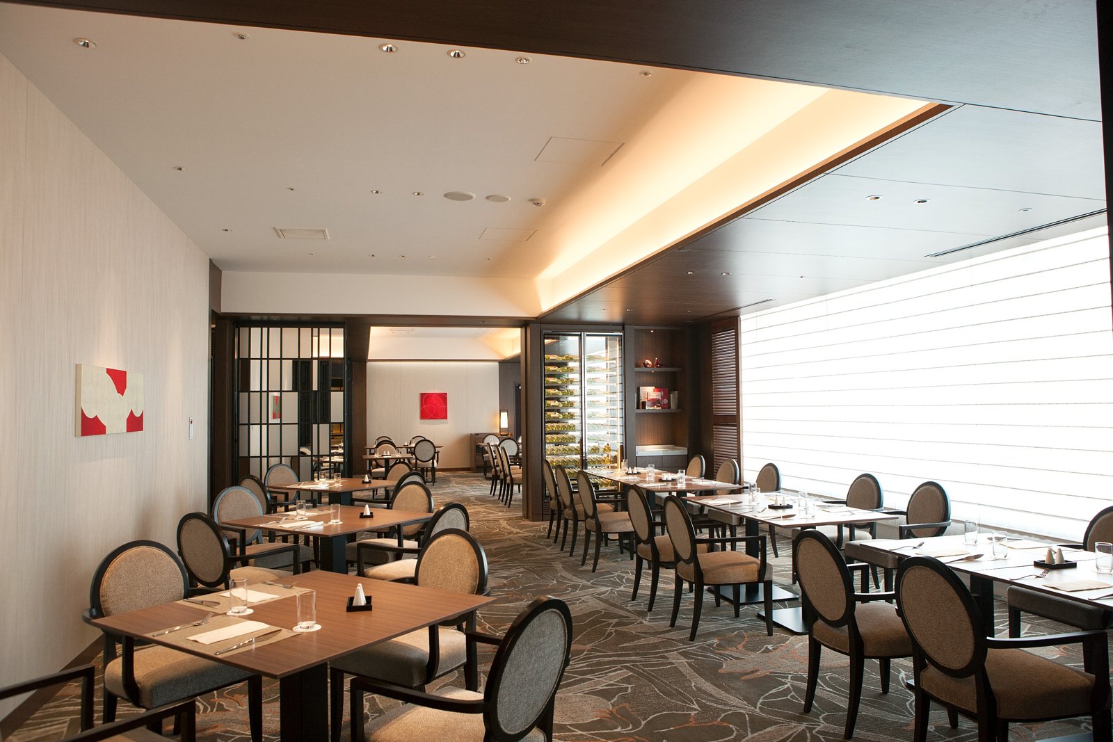 Marais D'or Lounge