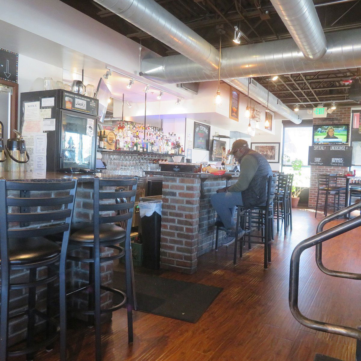 Jack’s Bar and Grill, Bar in Arvada