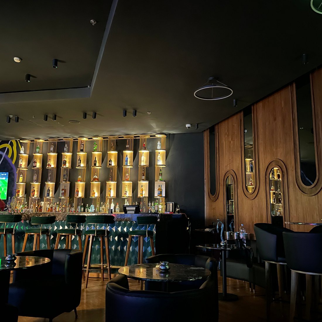 Croon Lounge