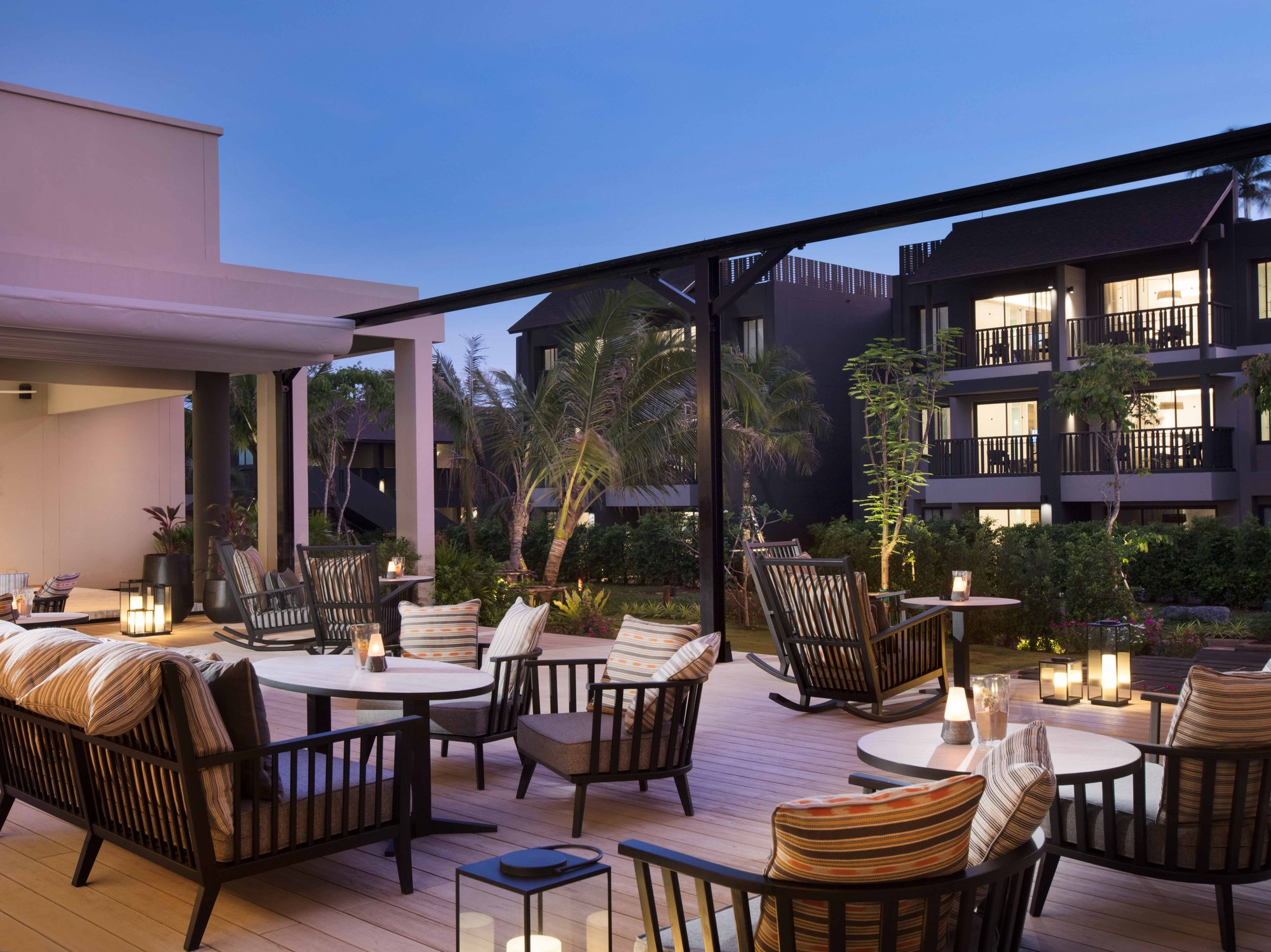 Azure Bar