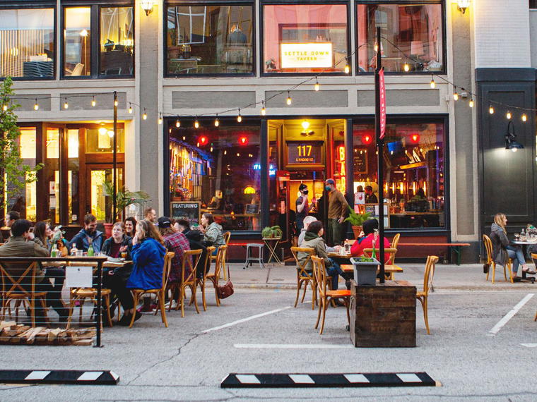 Settle Down Tavern, Madison, United States