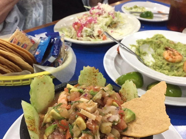 El Bucanero - Blanco, San Antonio, United States