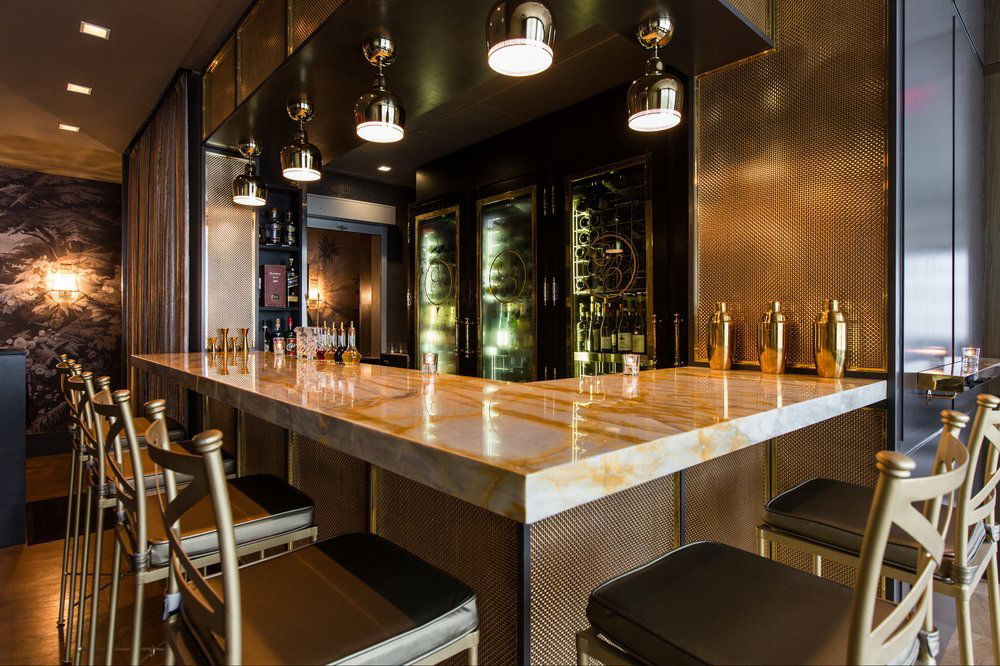 Menton, Bar in Boston