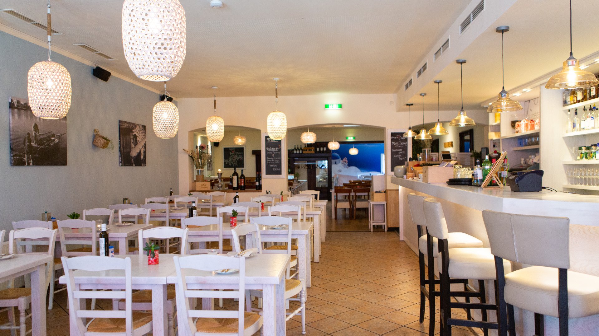 Yamas Mezé Restaurant & Weinbar