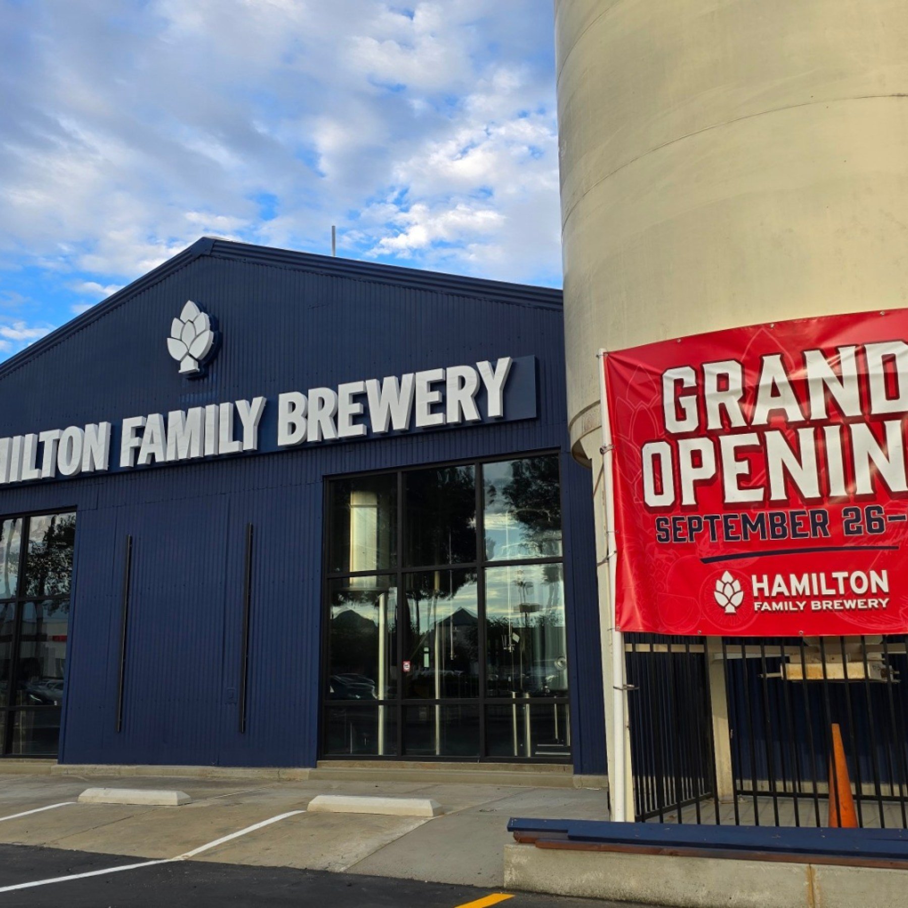 Hamilton Family Brewery bar in Rancho Cucamonga, United States