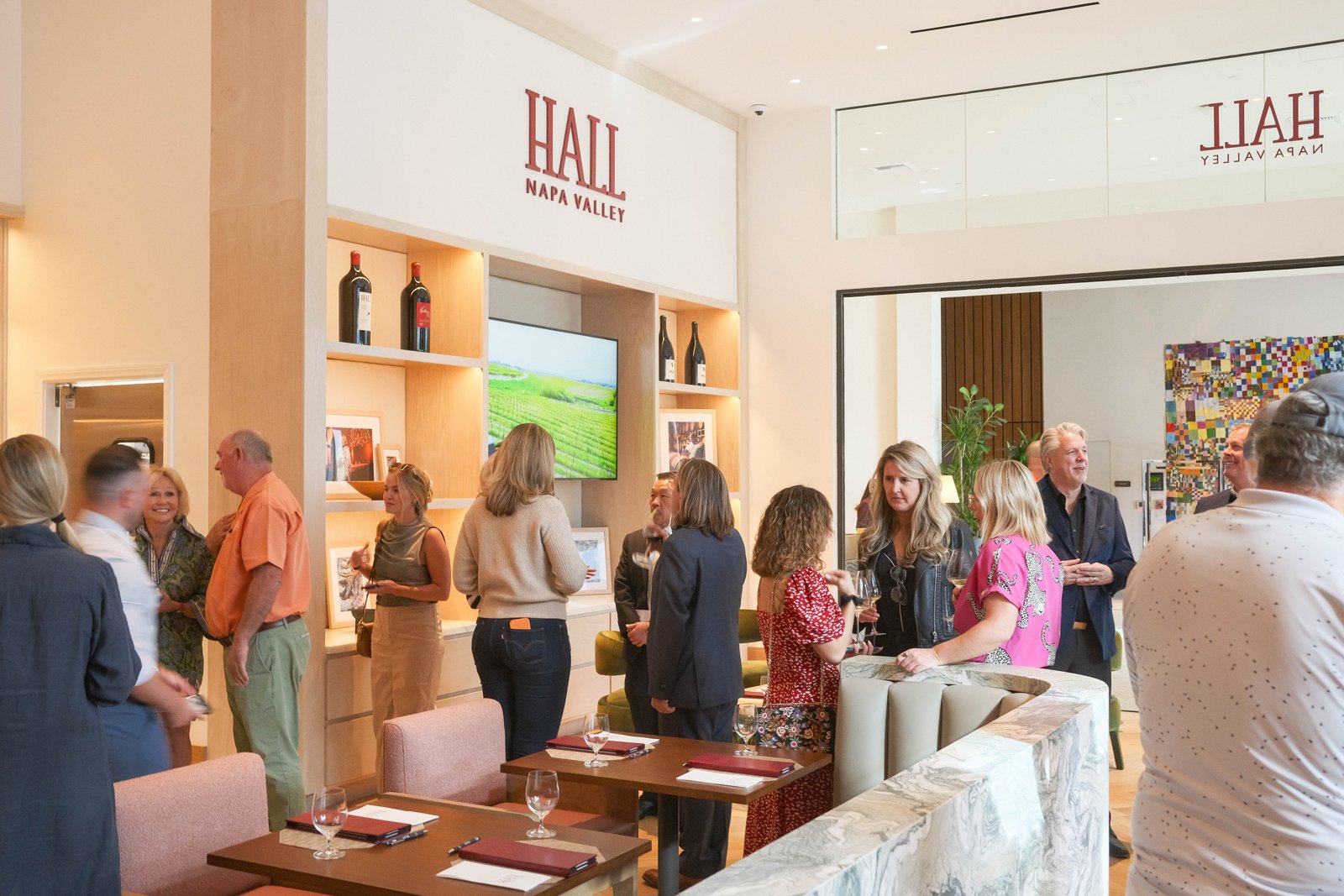 HALL Napa Valley Tasting Room & Wine Lounge