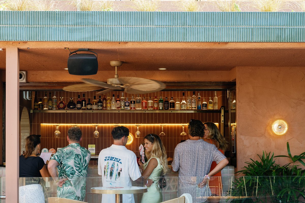 Roca Cabana Pool Club, Bar in Byron Bay