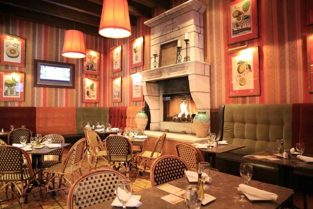 Trezo Mare Restaurant & Lounge, Bar in Kansas City