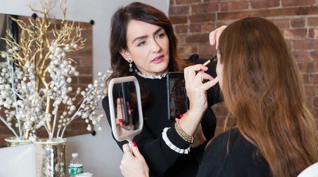 Sania's Brow Bar, Bar in New York City