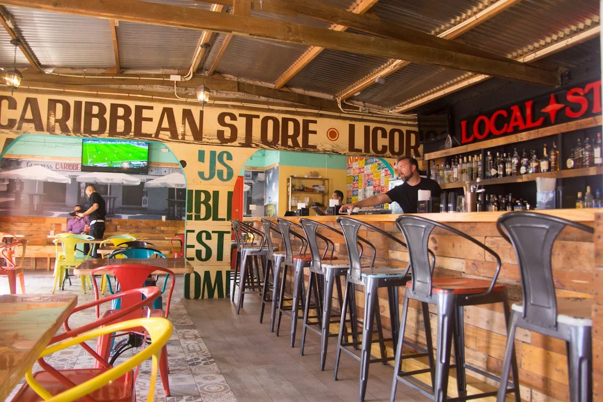 Local Store Aruba