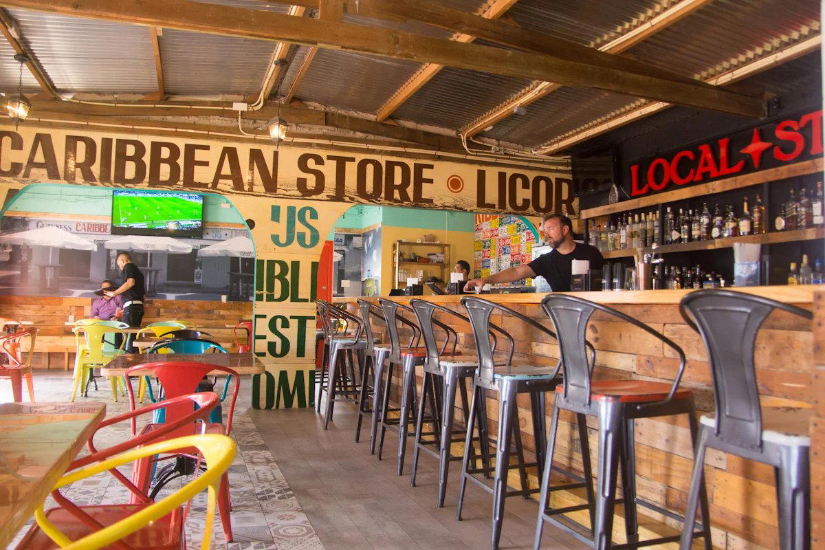 Local Store Aruba, Noord, Aruba