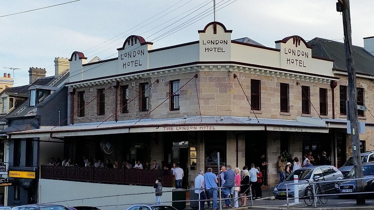 The London Hotel