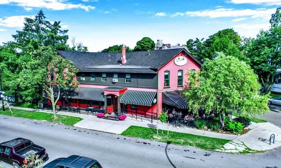 Betty's bar in Buffalo, United States