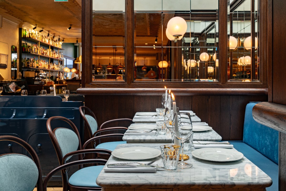 HENRI, Bar in London