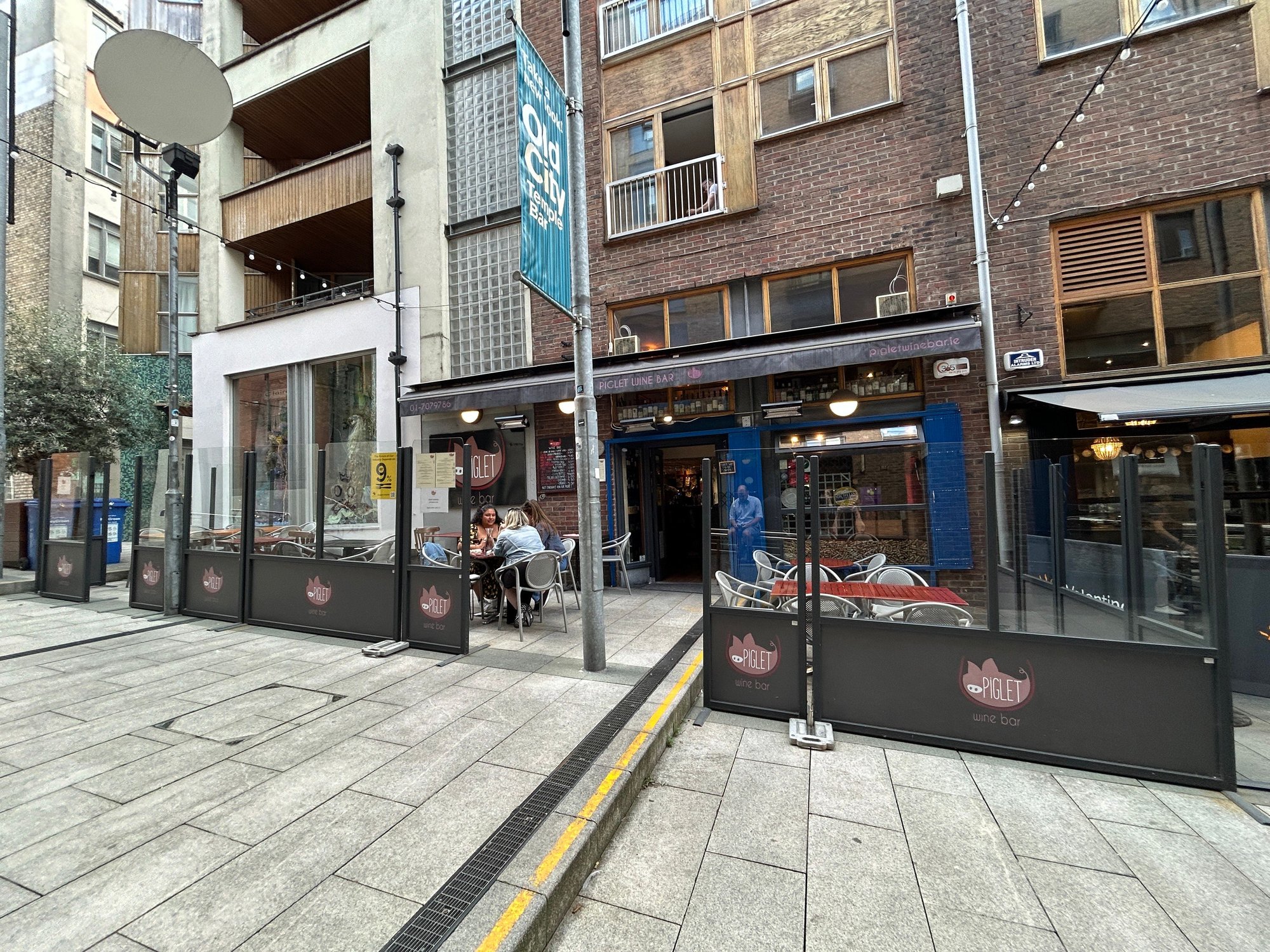 Piglet Wine Bar bar in Dublin