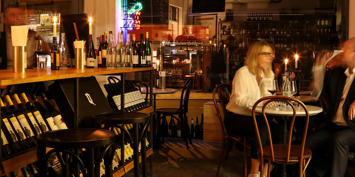 Quality Wines, Bar in London