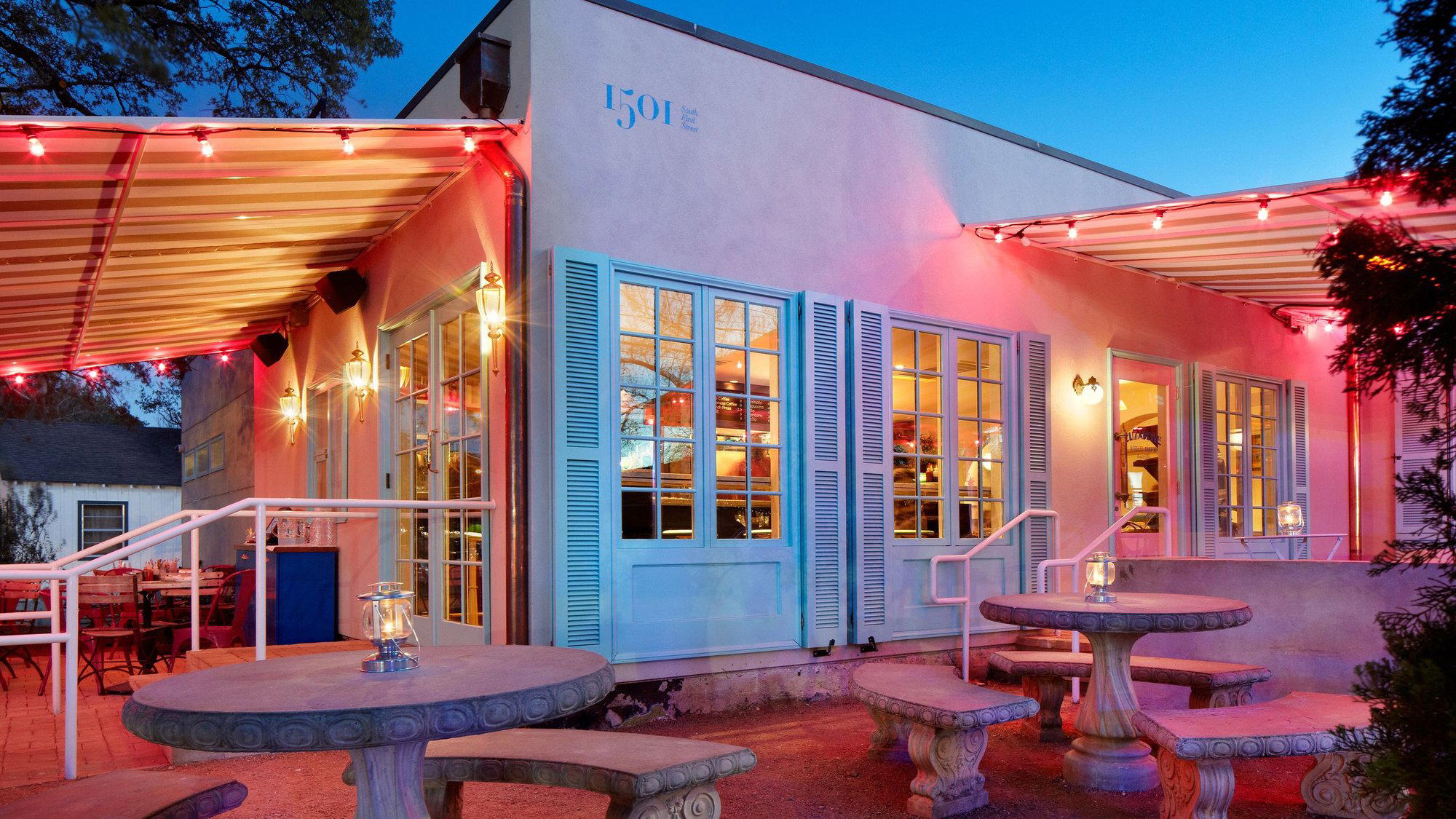 Elizabeth Street Café restaurant in Austin, United States