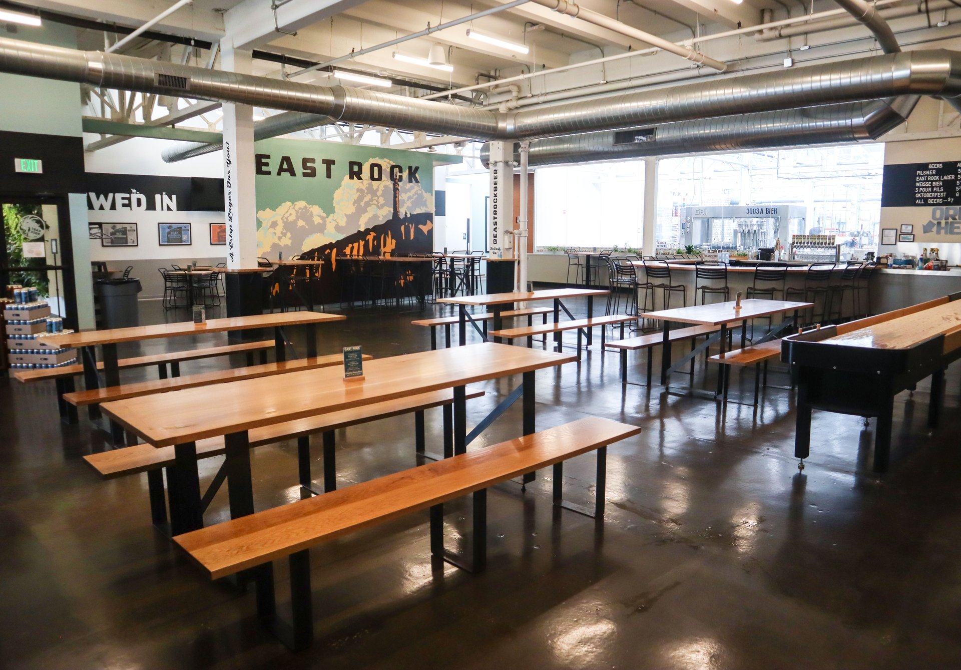 East Rock Brewing Company bar in New Haven, United States