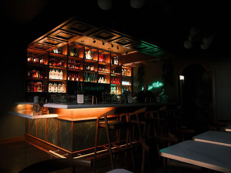 Trenta Pizza & Cucina and Trenta Lounge, Costa Mesa, United States