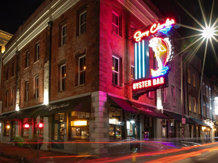 Sorry Charlie's Oyster Bar, Savannah, United States