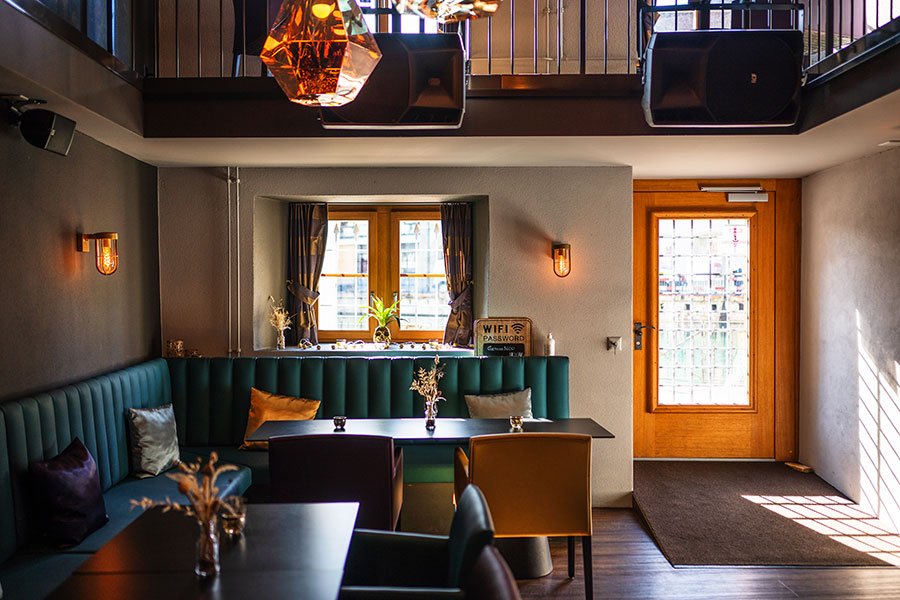 Galerie Boutique Bar