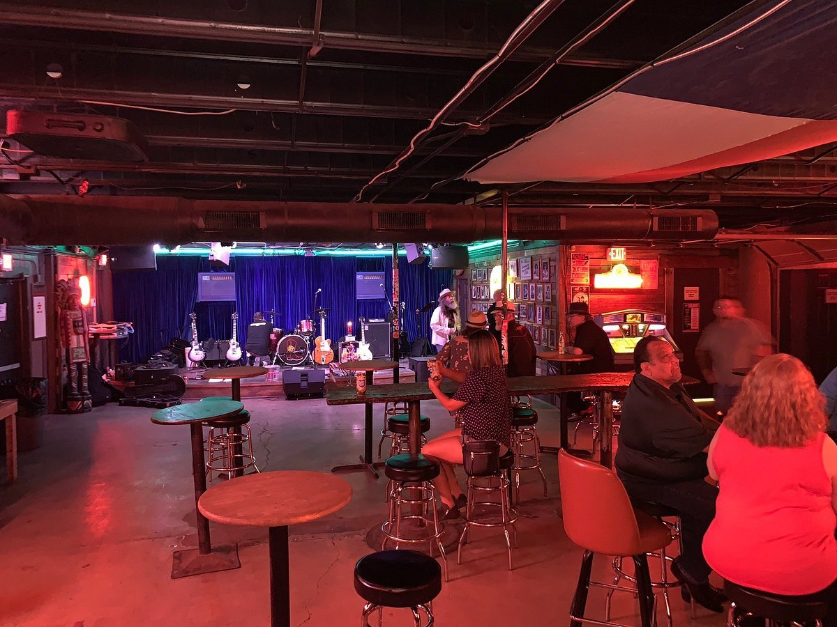 The Lonesome Rose, San Antonio, United States