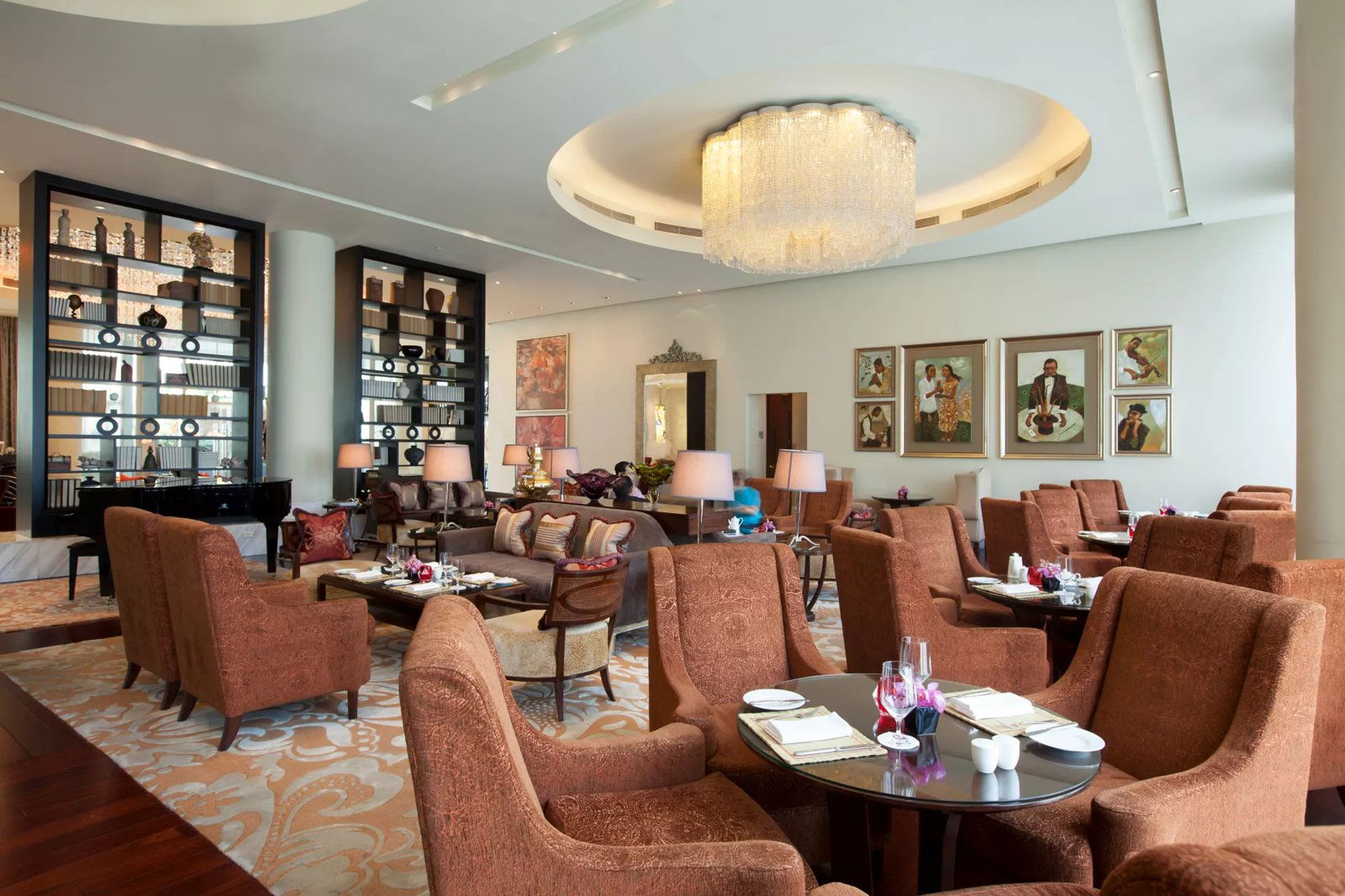 The Writers Bar, Bar in Manila