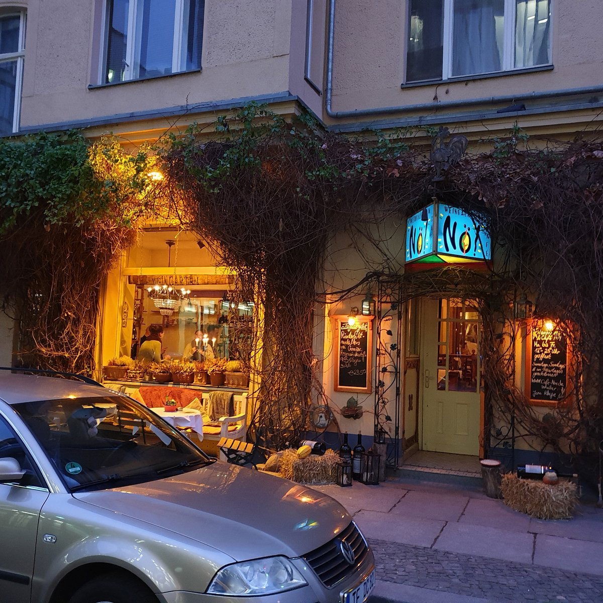 Nö! Weingalerie & Café, Bar in Berlin
