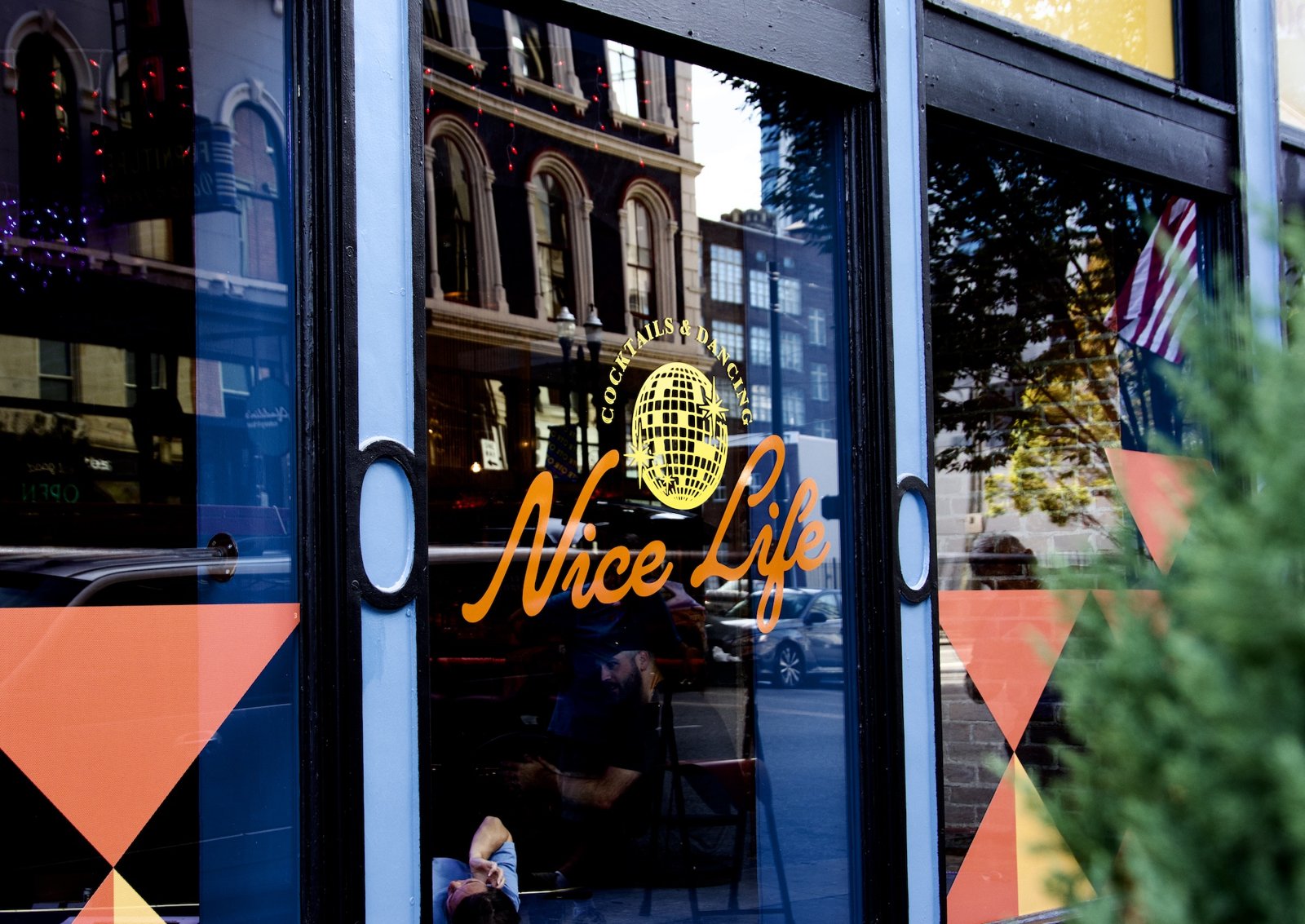Nice Life, Bar in Cincinnati
