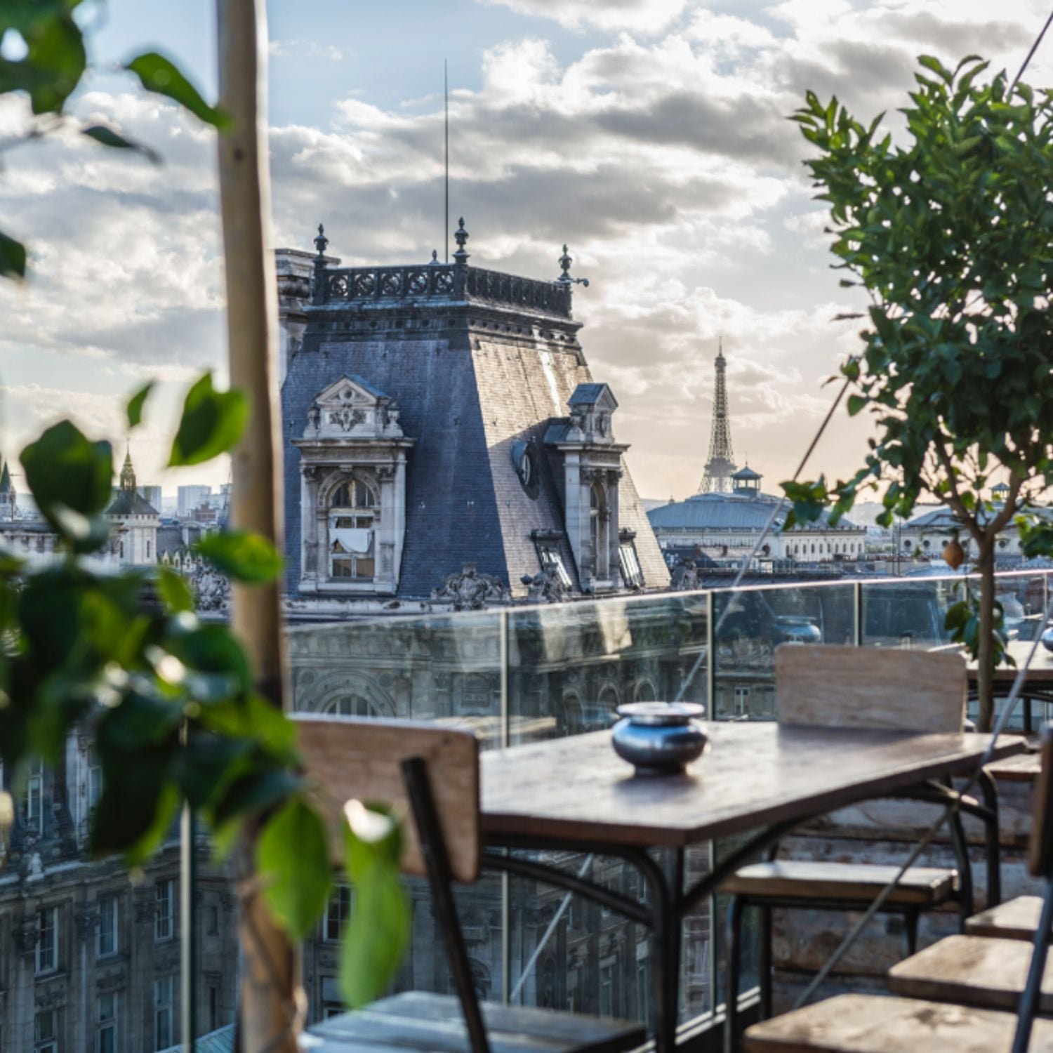 Le Perchoir Marais, Bar in Paris