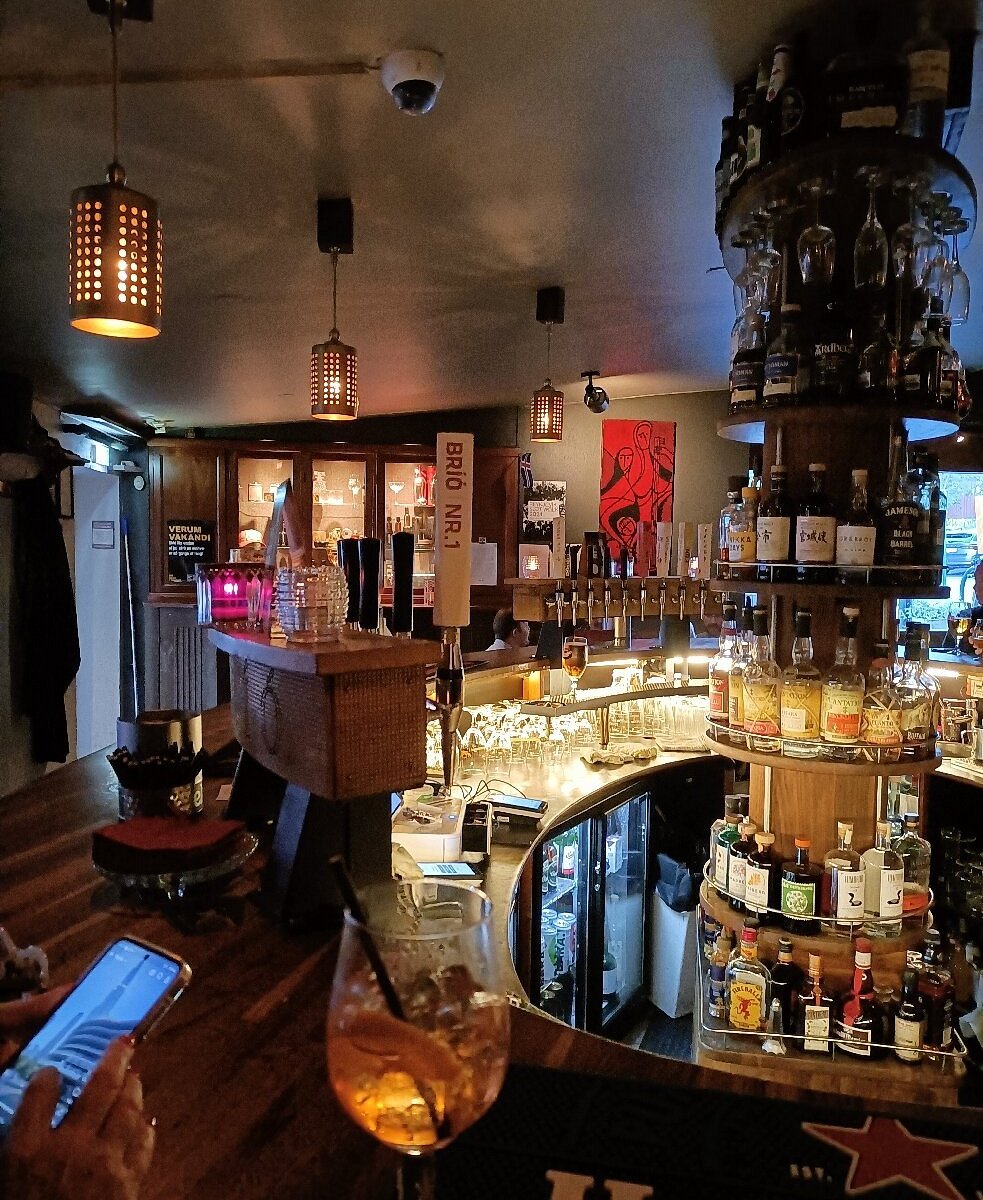 Bar og setustofa