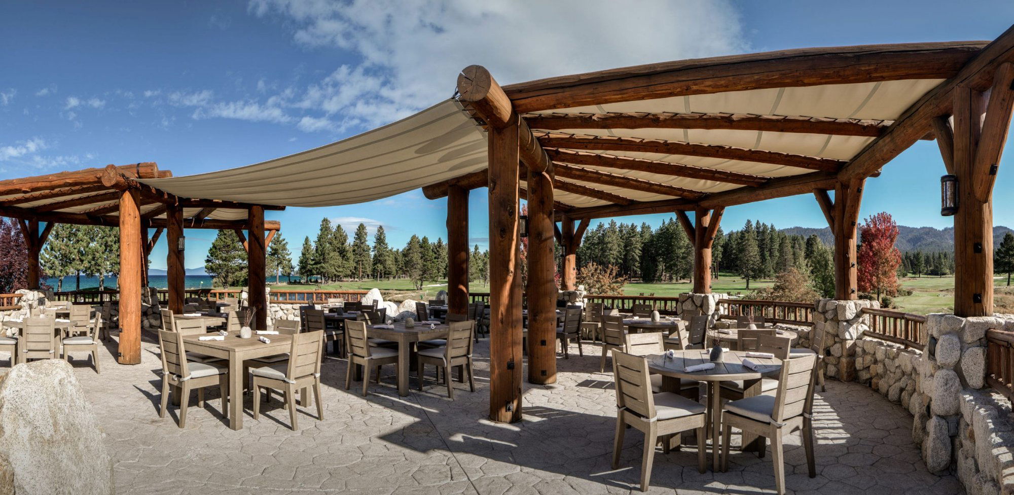 Brooks' Bar & Deck, Bar in Stateline