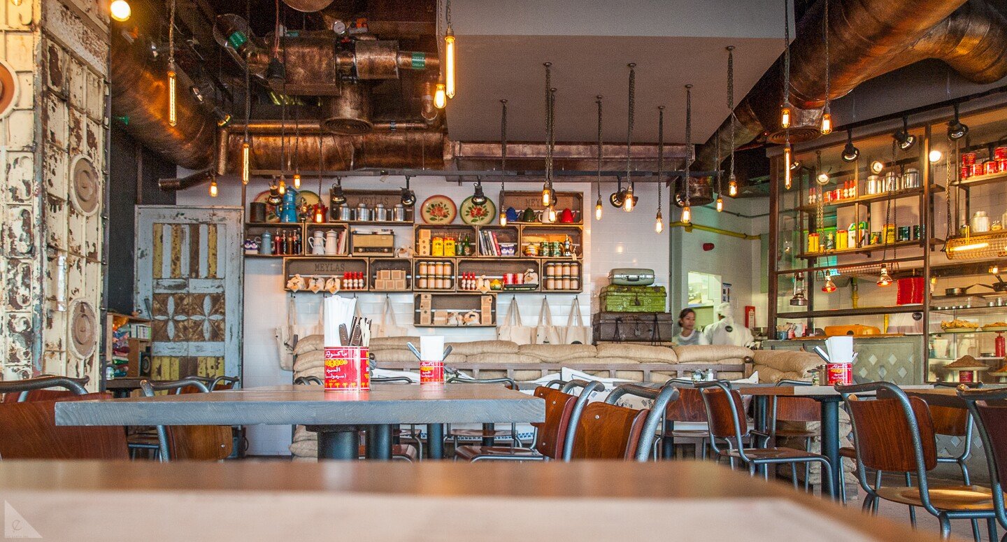 Al Meylas, Bar in Abu Dhabi