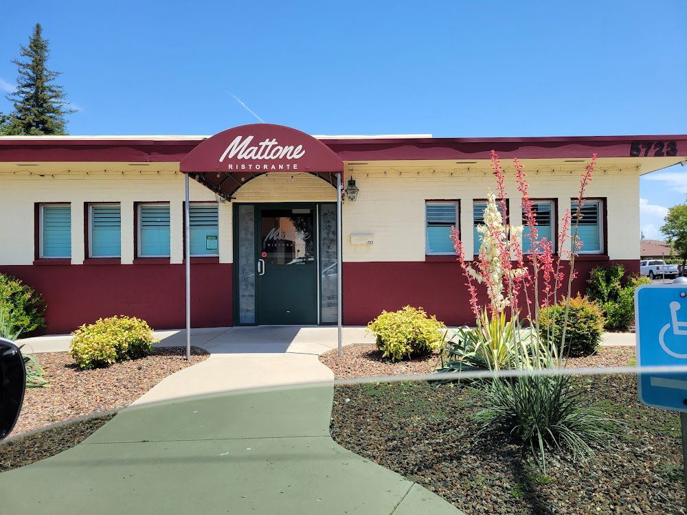 Mattone Ristorante, Bar in Sacramento
