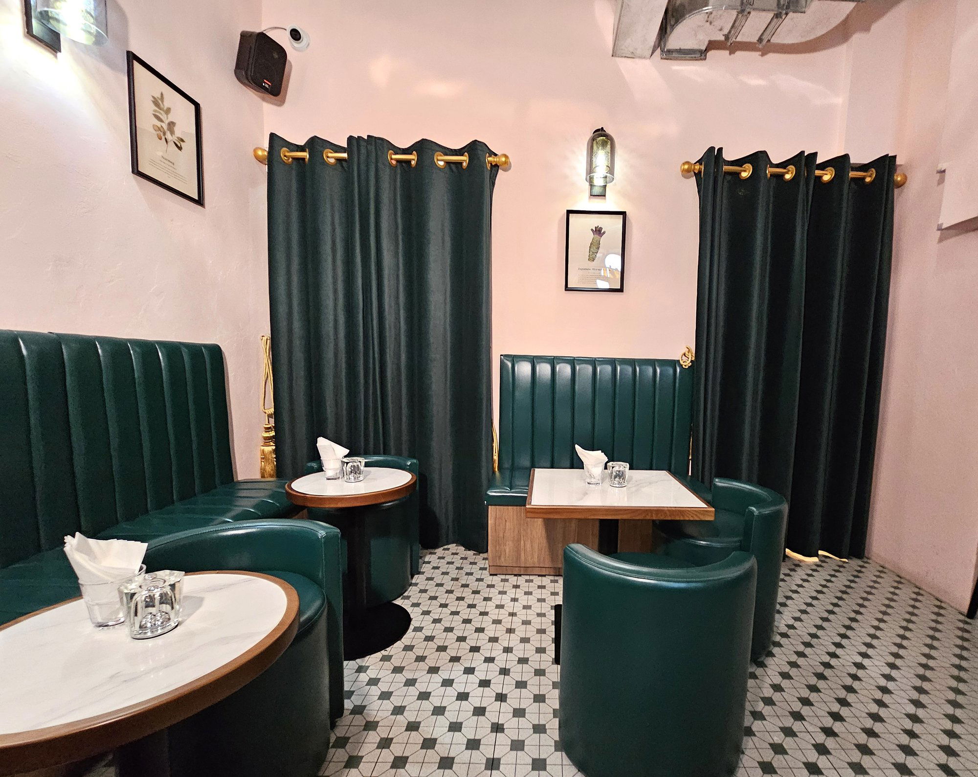 Socio, Bar in Hong Kong