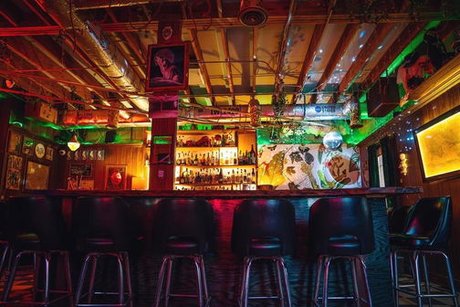 Lone Wolf Lounge