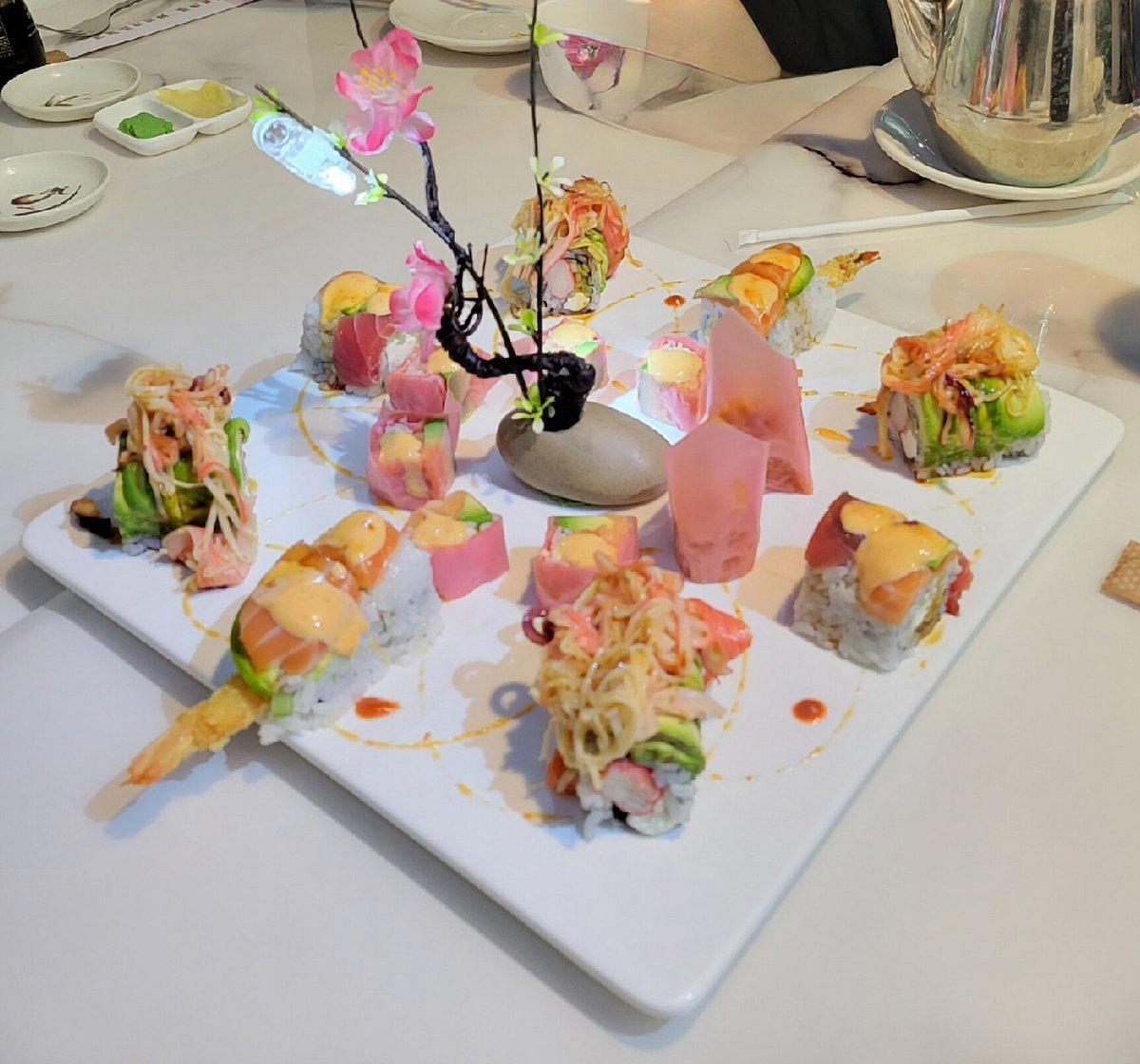 Mint Sushi bar in Lee S Summit, United States