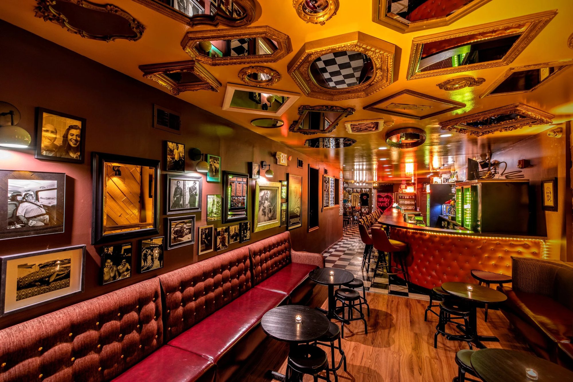 Wine Dive, Bar in Philadelphia