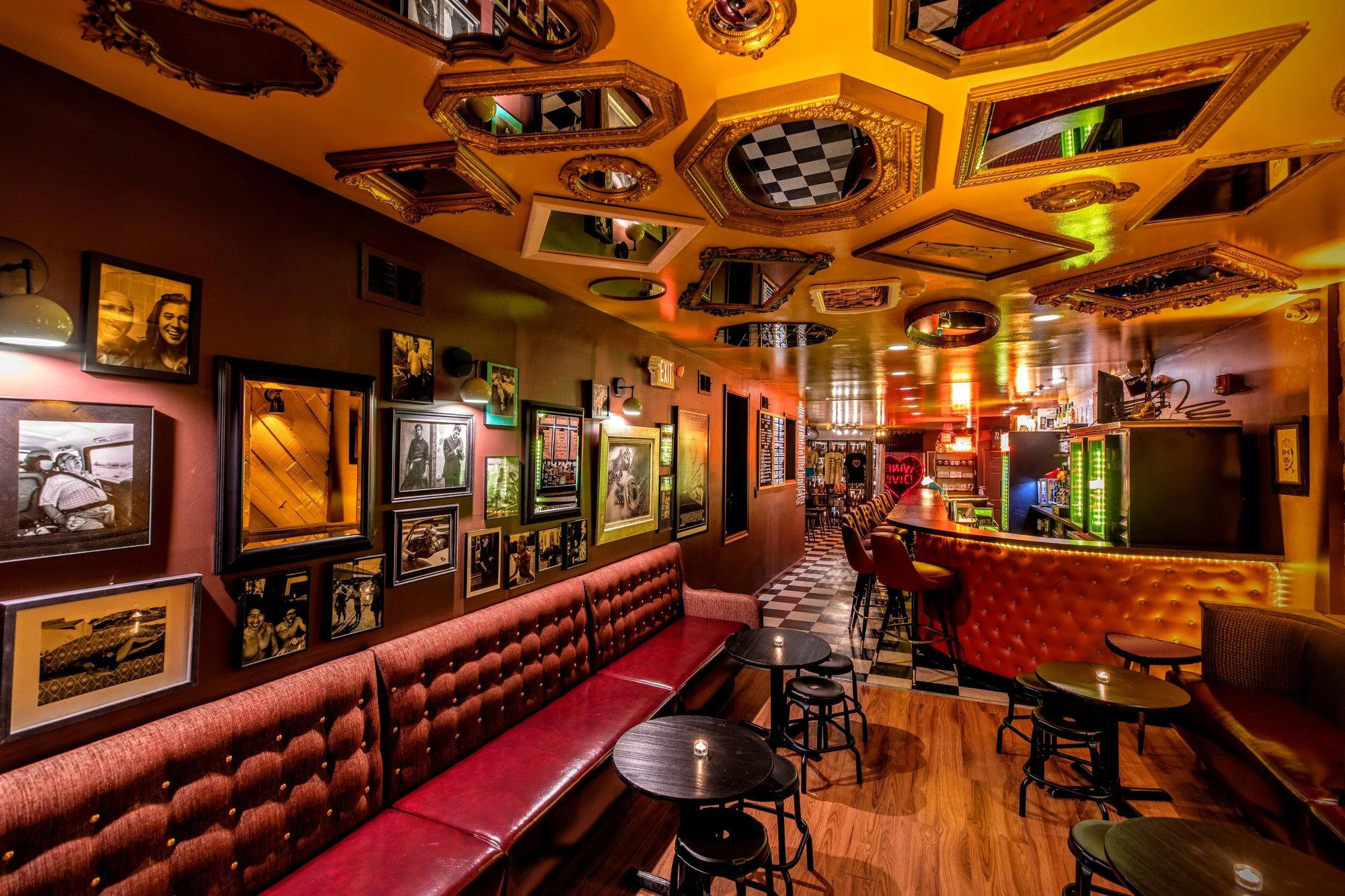 Wine Dive bar in Philadelphia, United States