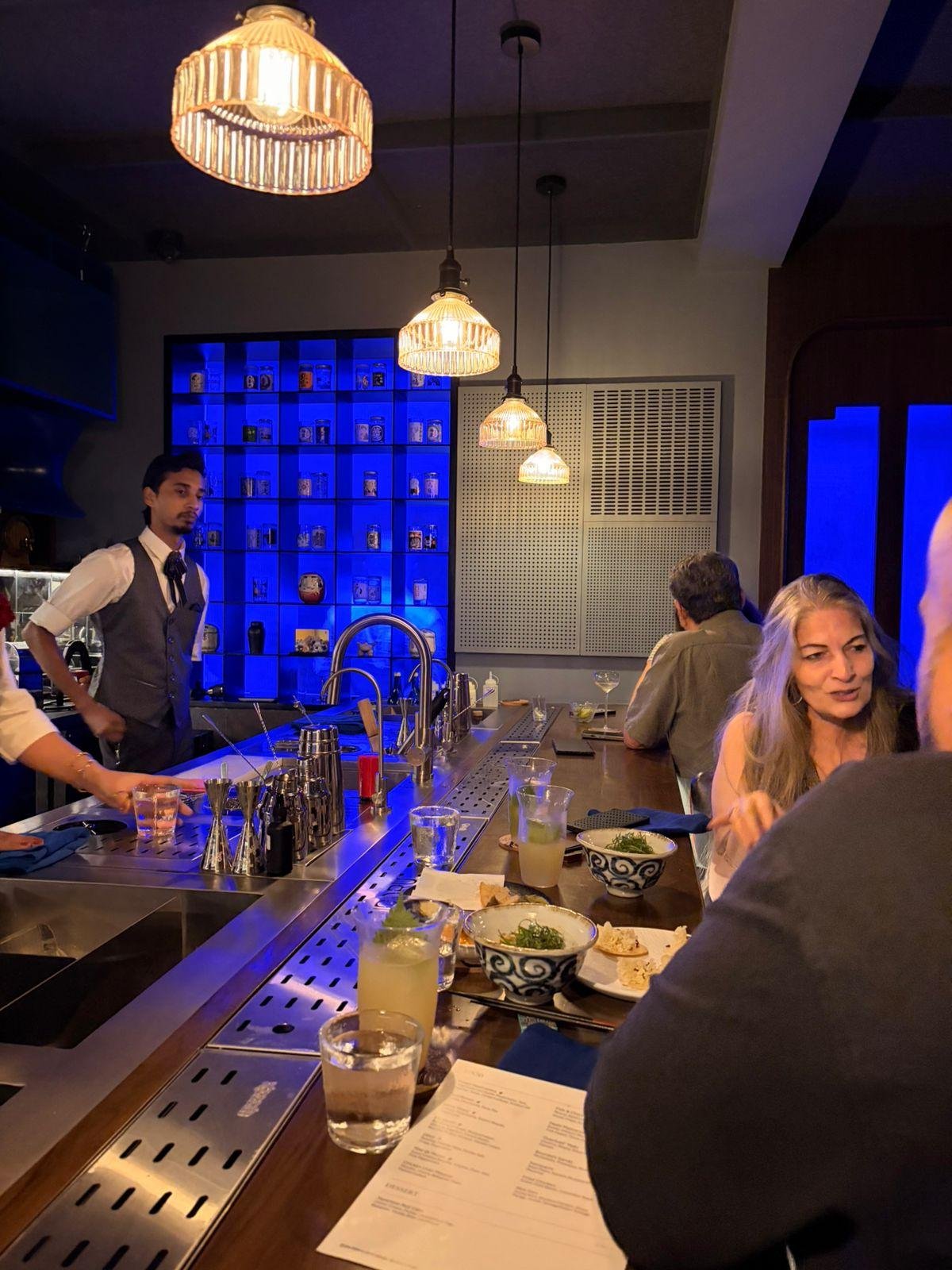 Idoru Bombay, Bar in Mumbai