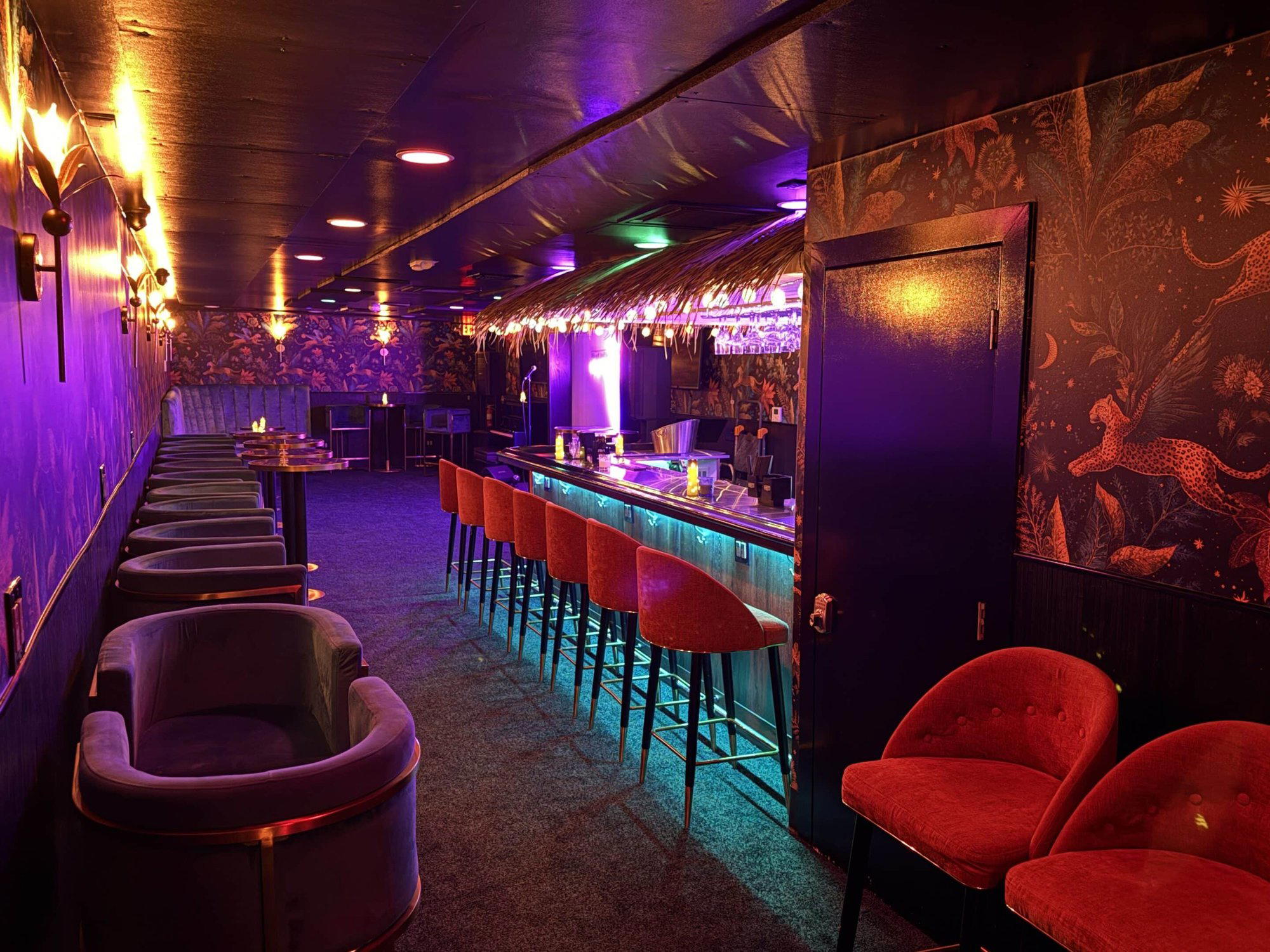 The Starlight Cabaret bar in Studio City