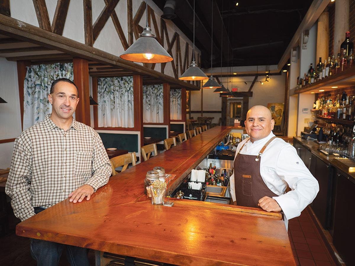 Patria on Main, Bar in Salinas
