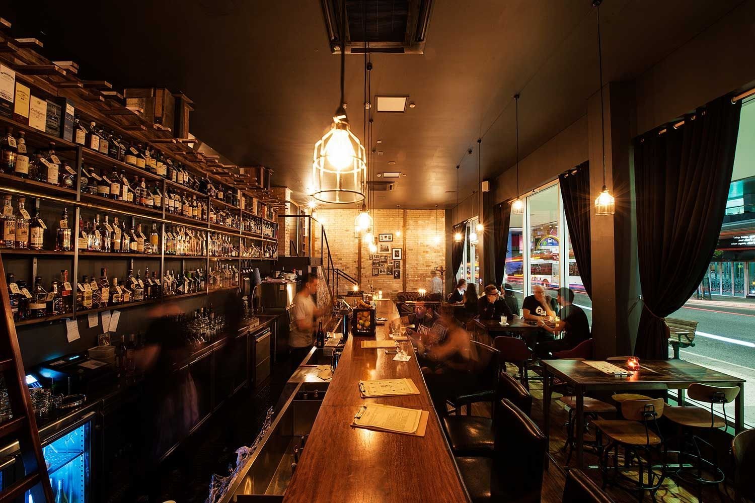 Cobbler bar in West End