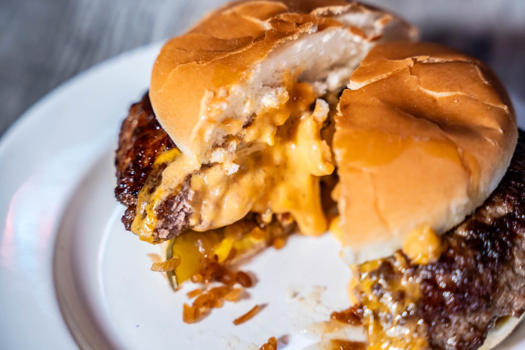 Lucy's Burger Bar, Bar in Denver