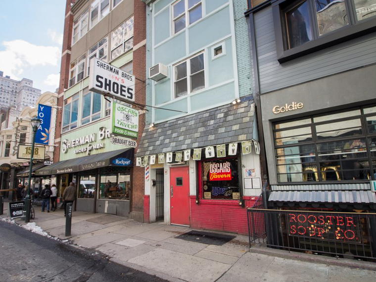 Oscar's Tavern, Philadelphia, United States