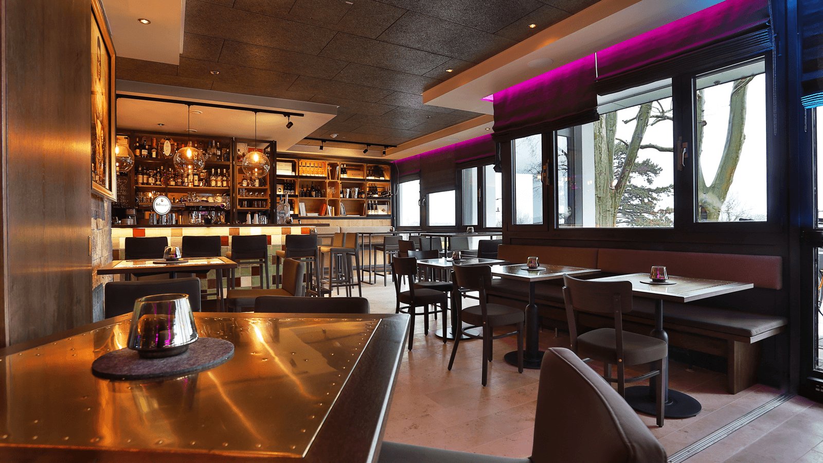 Weinbar | Favorite Hotel