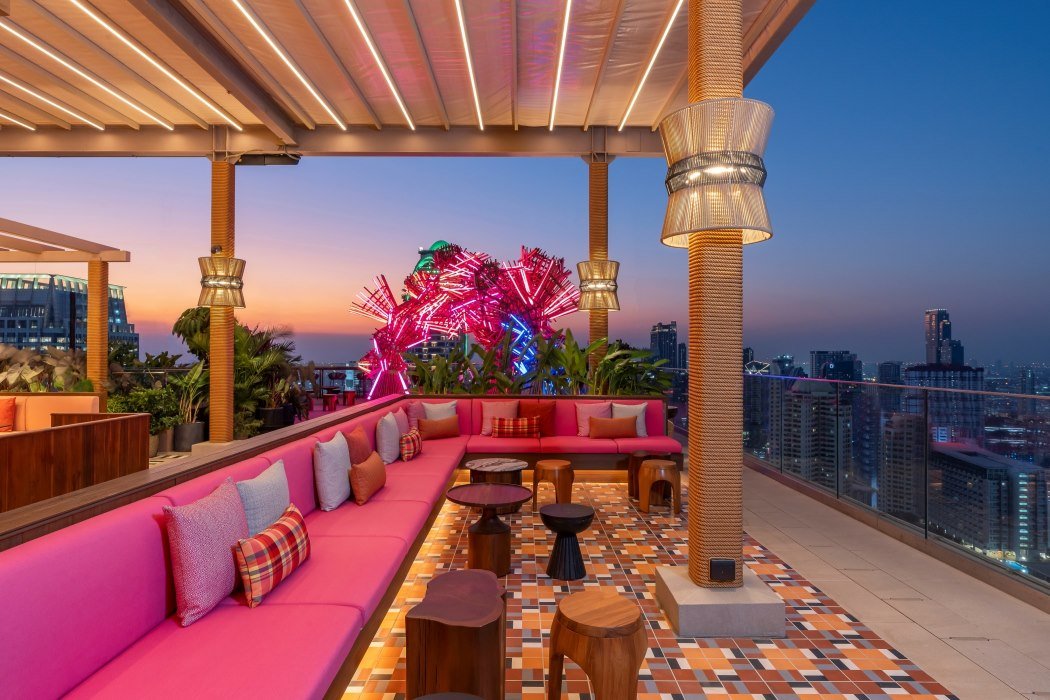 Sato San Rooftop Bar, Bar in Bangkok