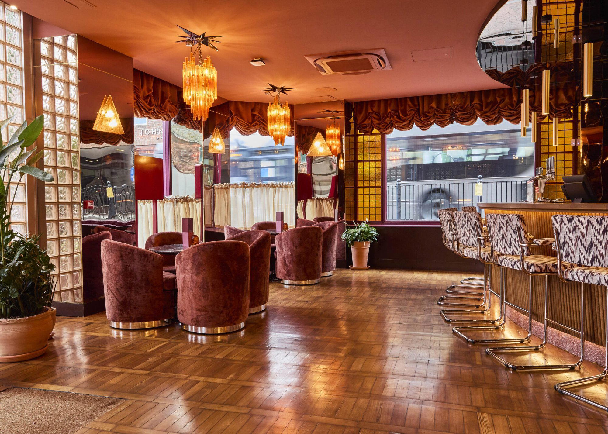 Cosy Club Reading bar in Reading