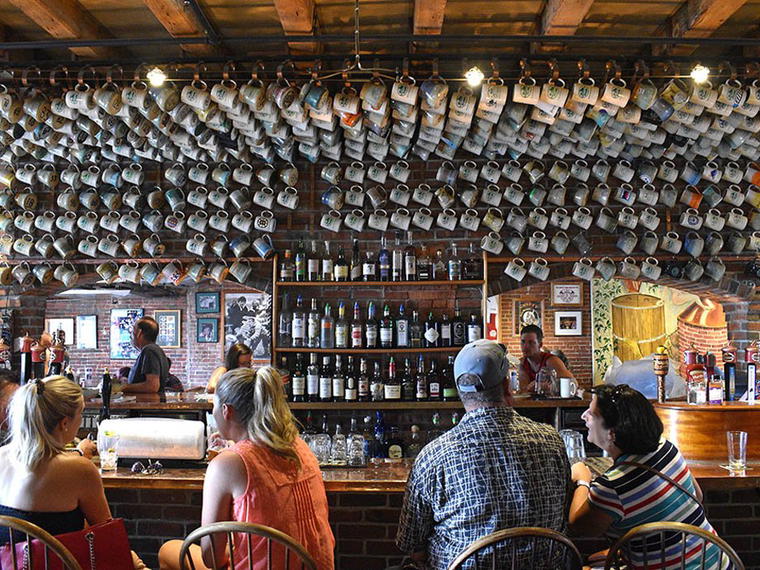 Gritty McDuff's Brew Pub, Portland, United States